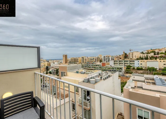 1Br Penthouse With Prvt Balcony In St Julians By 360 Estates