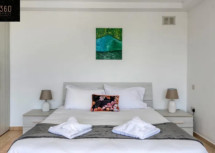 1Br Penthouse With Prvt Balcony In St Julians By 360 Estates