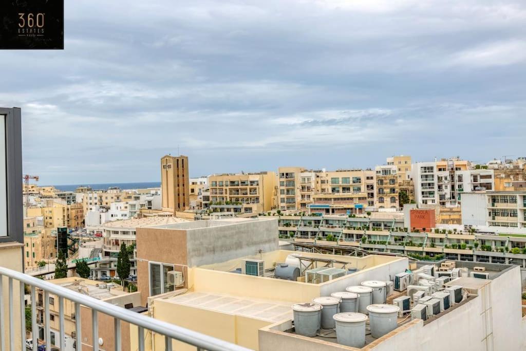 1br Penthouse With Prvt Balcony In St Julians By 360 Estates Appartamento