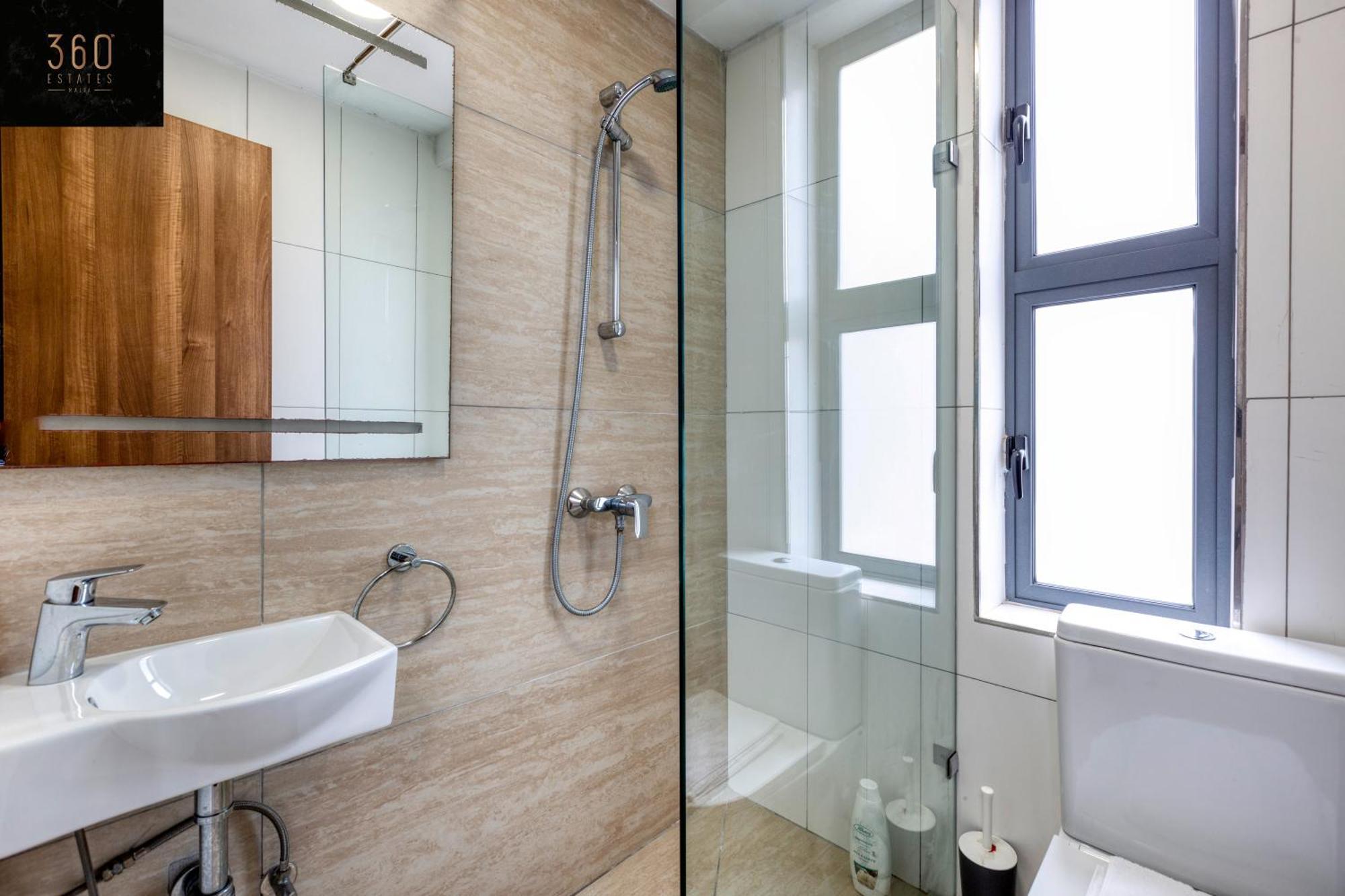 1br Penthouse With Prvt Balcony In St Julians By 360 Estates Apartment *