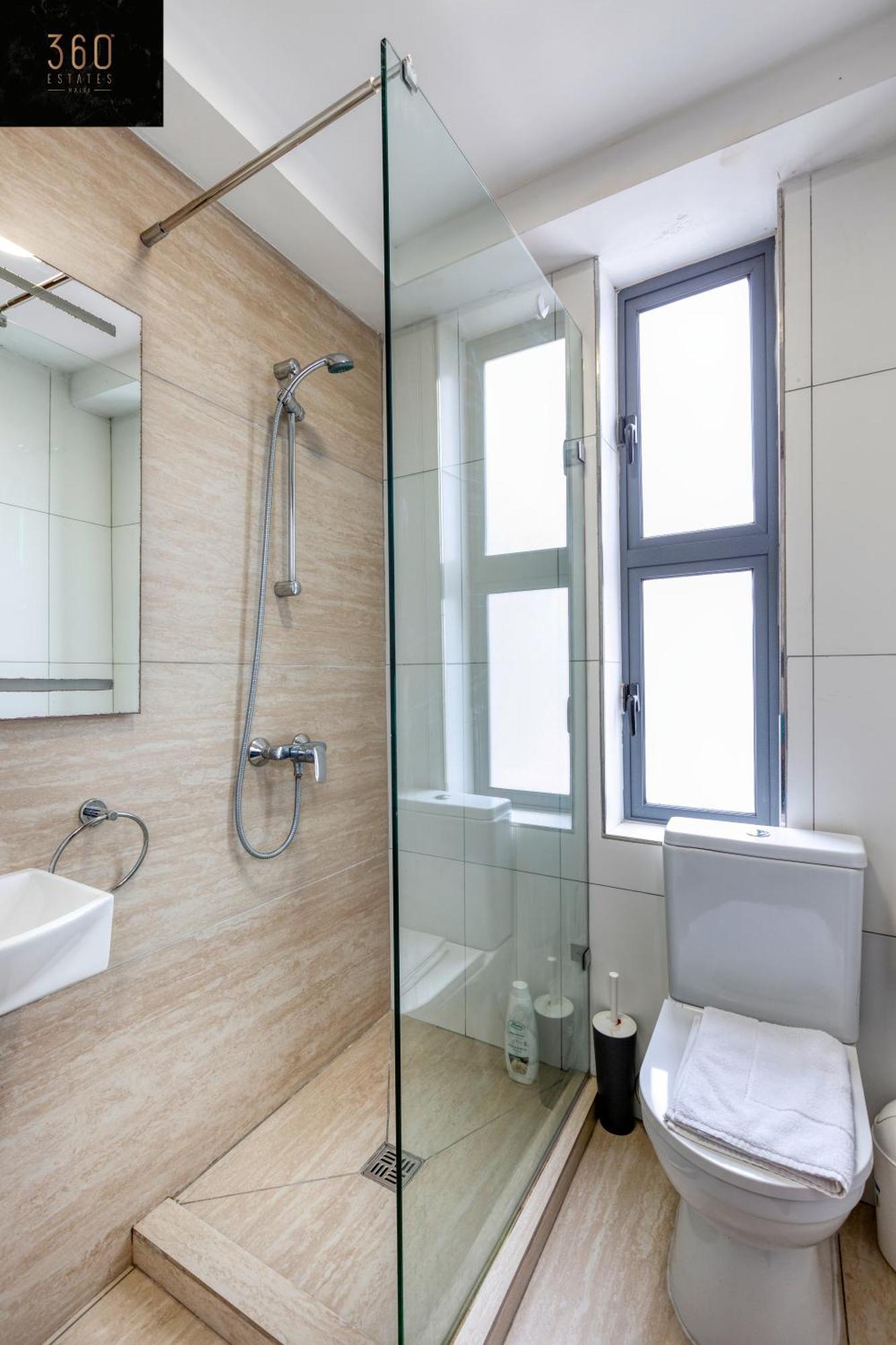 Apartment 1br Penthouse With Prvt Balcony In St Julians By 360 Estates